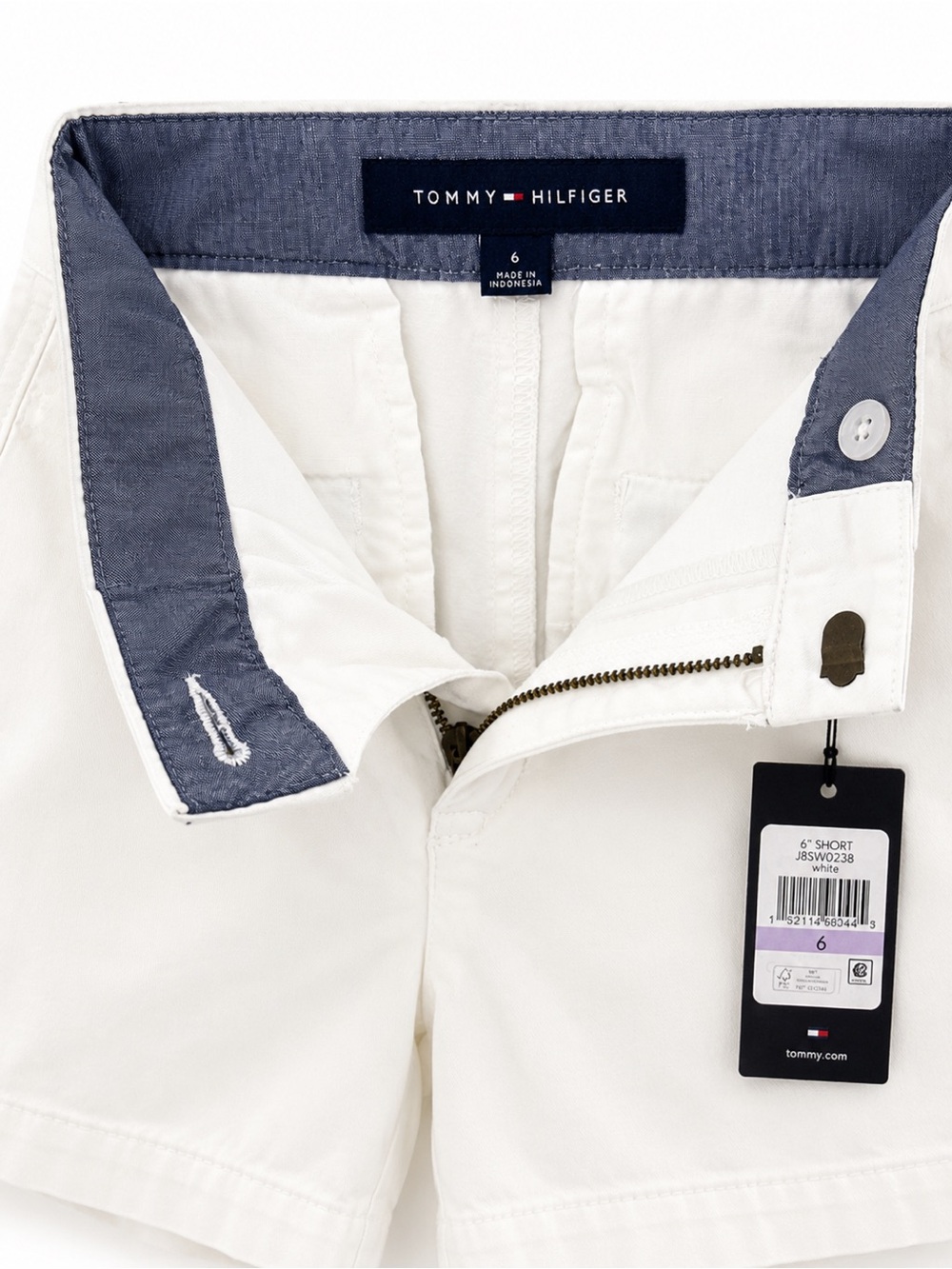 Tommy Hilfiger Hollywood Shorts NWT | Women’s Size 6 Short | White - Picture 2 of 3